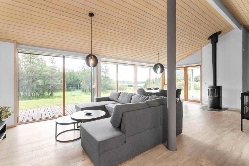 Scandinavian Villa In South Iceland Laugaras Zewnętrze zdjęcie